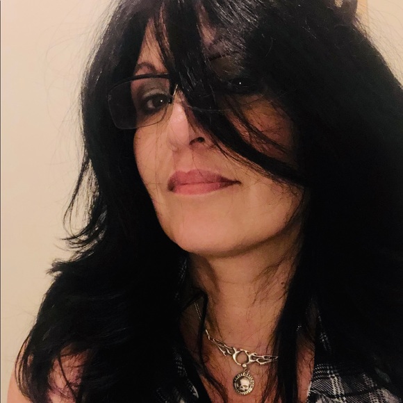 Meet your Posher, Sewa “say wa” - Picture 1 of 1